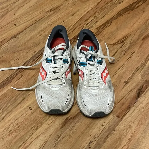 Saucony Women’s Omni 21 Running Shoes Size 8