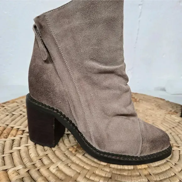 Sbicca Taupe Distressed Coastal Cowgirl Western Ankle Booties 6
