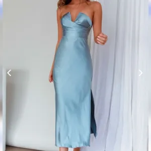 Selfie‎ Leslie Ma Jolie Light Blue Strapless Midi Dress Size Small