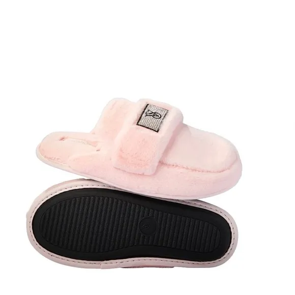 Sexy 🩷 Victoria’s Secret size medium sexy shiny diamond studded slippers sz med