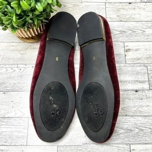 Seychelles for Women All Mine Burgundy Flats Size 9