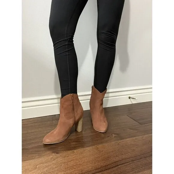 Seychelles Lori Penny Women's Western Ankle Boots Cognac Suede Size 7