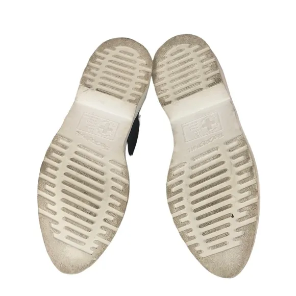 SHOES - Women's Dr. Martens Camille Black Oxfords Shoes with White Soles. Size 9