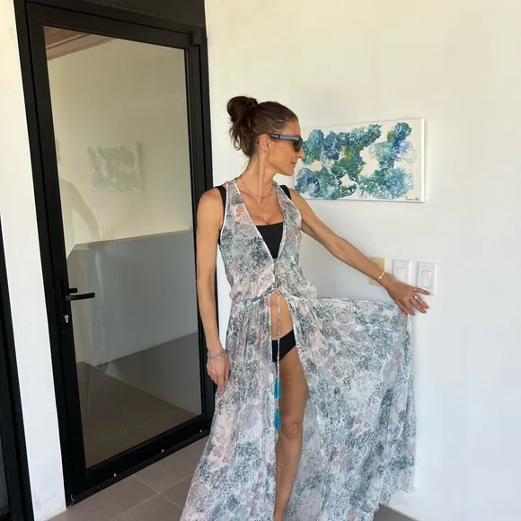 Sinesia Karol Luxury Floral V-neck Sleeveless Maxi Dress/Coverup Blue Sz M