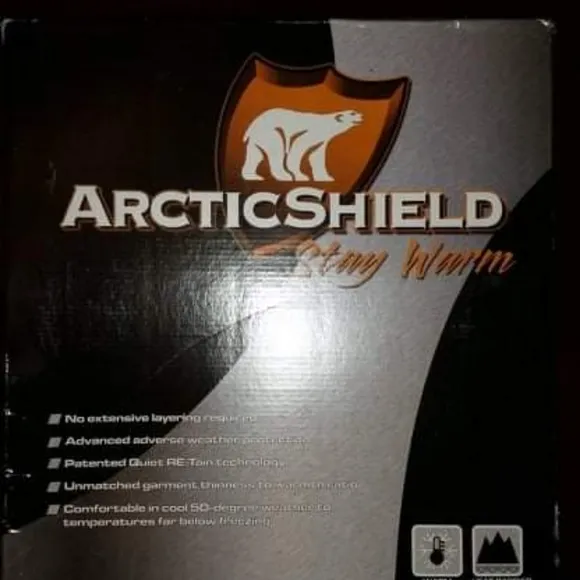 Size 3 Girls Brand New Arctic Trail Pink and Black Snow Boots