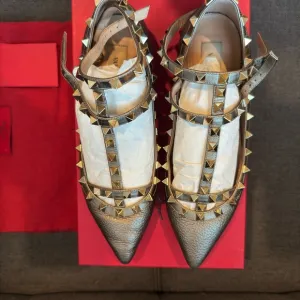 Size 36.5 Valentino Rockstud Caged ballet flats in metallic