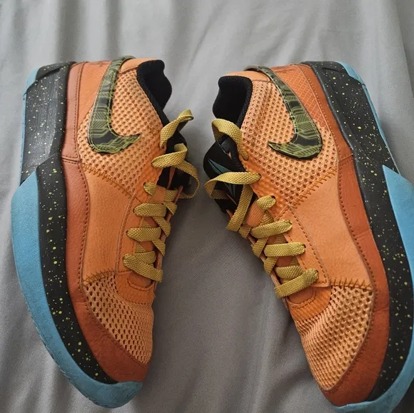 Size 5Y Nike Ja 1 Mandarin Orange Sneakers