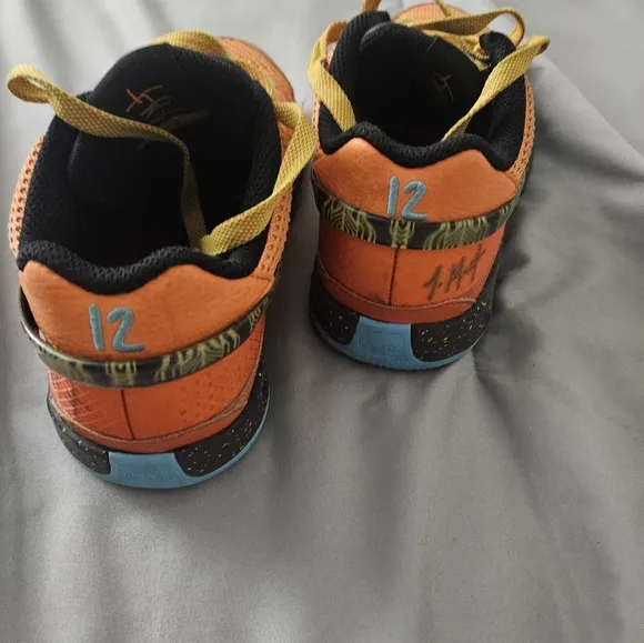 Size 5Y Nike Ja 1 Mandarin Orange Sneakers