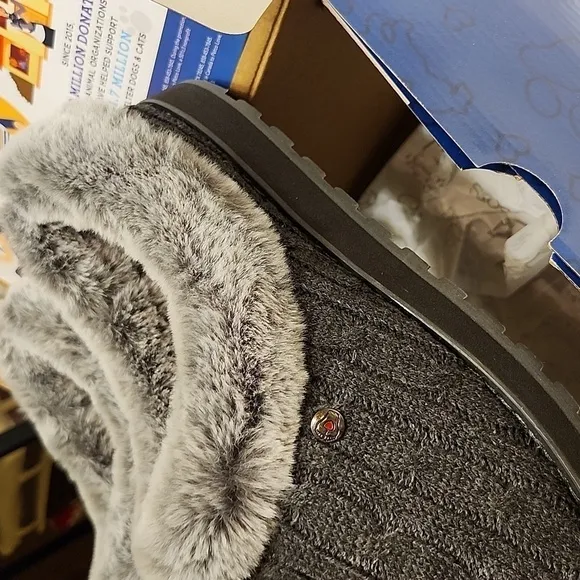 Skechers BOBS Keepsakes Ice Angel Charcoal Slippers Cable Knit Faux Fur 8.5 Wide