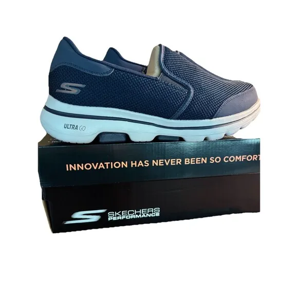 Skechers Men 9 Extra Wide “Go Walk 5” Air Cool Insole Cushioned Navy Slip On New