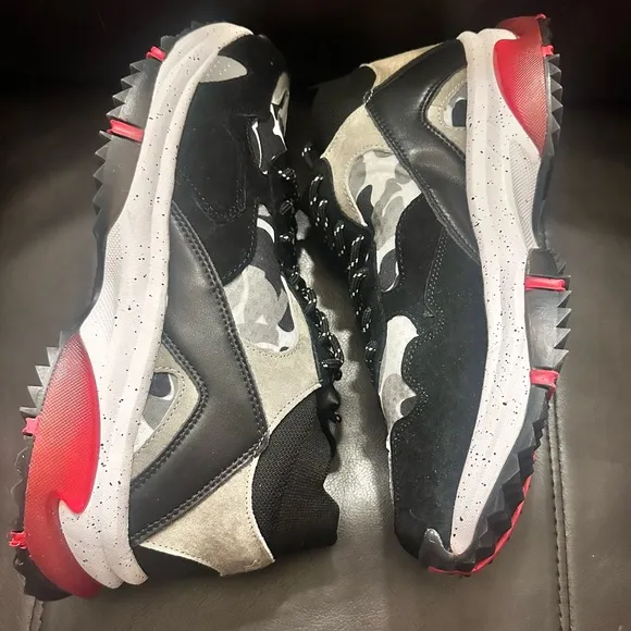 SNKR PROJECT  CANAL SNEAKER // BLACK   GRAY CAMO   RED