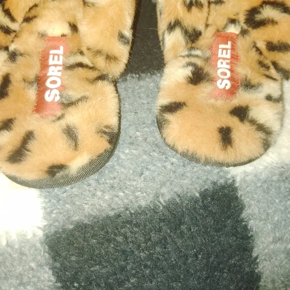 SOREL Animal Print Faux Fur Slippers