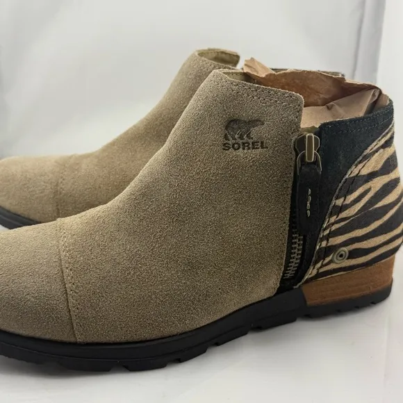 Sorel Ankle Boots in Tan and Black