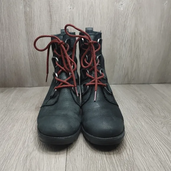 SOREL Cate Lace Booties Black Leather Waterproof  D-ring Rain LL5361-010 US 8