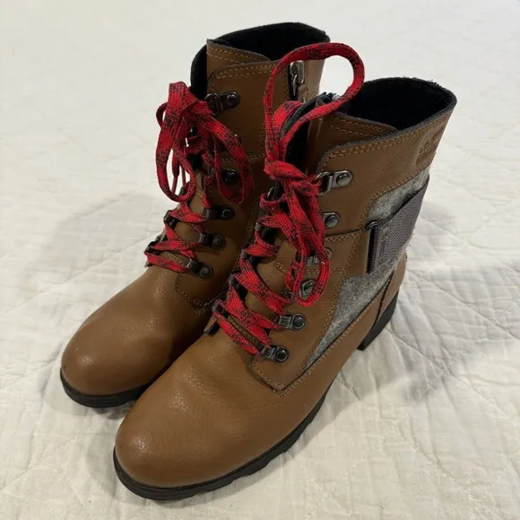 Sorel Emelie Conquest Waterproof Moto Lace Up Boot Brown Leather Wool Girls 5