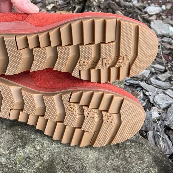 SOREL Evie Waterproof Suede Ankle Boots in Warp Red Size 7.5