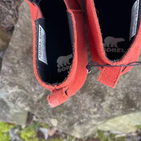 SOREL Evie Waterproof Suede Ankle Boots in Warp Red Size 7.5