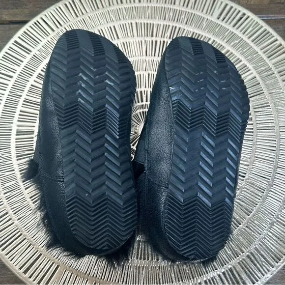 Sorel Go - Errand Run Women's Slippers  Size 6 Black Leather &amp; Faux Fur EUC
