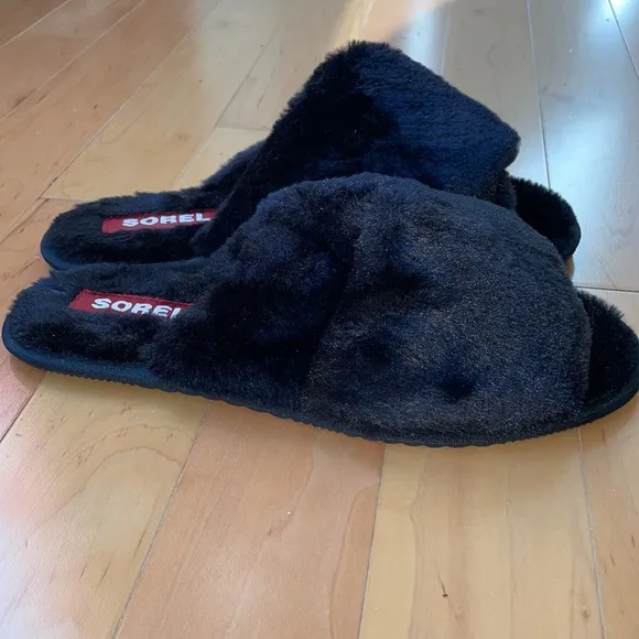 SOREL Go Mail Run Faux Fur Slide Slipper in Black Women's Size 12 NWT