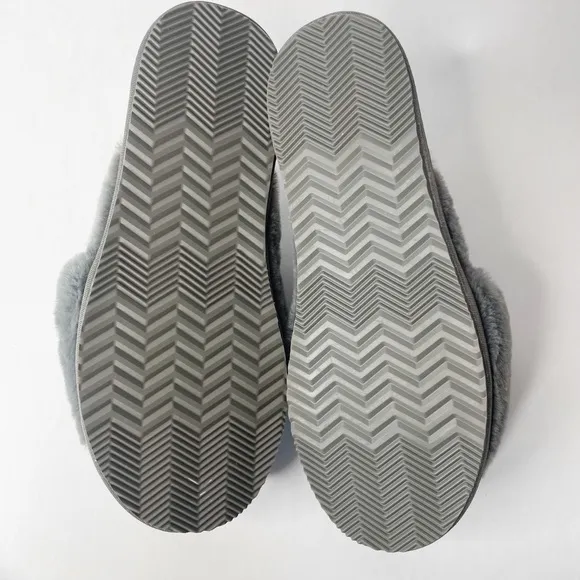 Sorel Go-Mail Run Gray Slippers Size 8