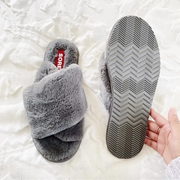 Sorel Go Run Slippers Size 8 New