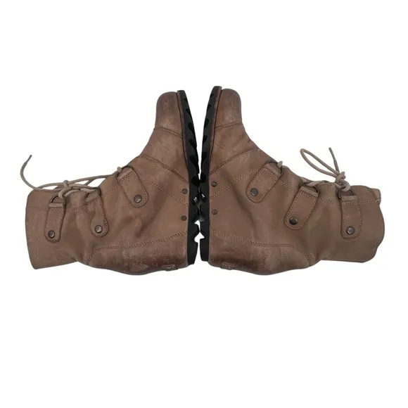 SOREL Joan Of Arctic Brown Wedge Ankle Boots Size 6.5 Women’s
