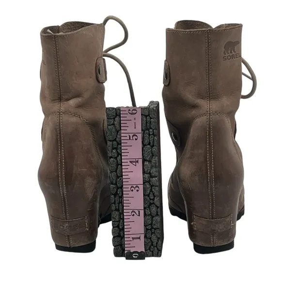 SOREL Joan Of Arctic Brown Wedge Ankle Boots Size 6.5 Women’s