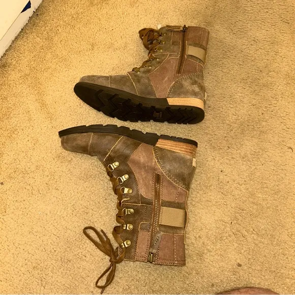 Sorel Major Carly Ankle Boots Combat Side Zip Lace Up Womens 7 Nutmeg Flax Tan