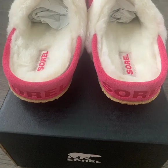 Sorel Nakiska Slide II Faux Fur Slippers Youth Size 6/EU 38 - Cactus Pink - NWB
