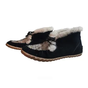Sorel Out and About Moccasin Suede Slipper Booties Faux Fur Lined US 8.5 EU 39.5