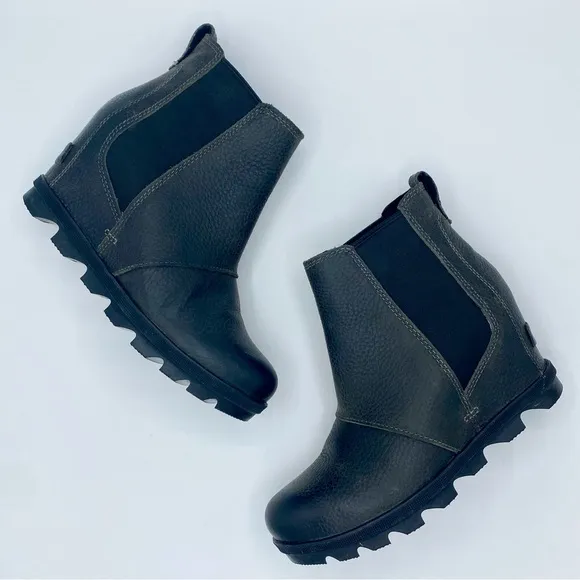 Sorel Quarry Joan Of Arctic Wedge II Chelsea Bootie Size 6.5