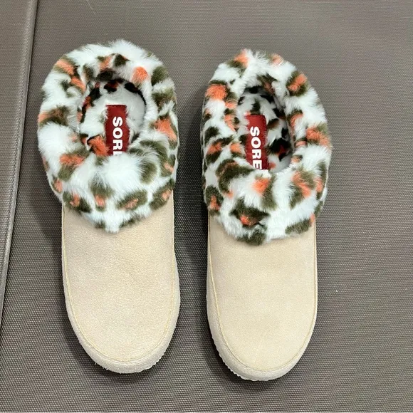 Sorel Slippers Coffee Run Women’s 8‎ Suede Faux Fur Slip On Animal Print