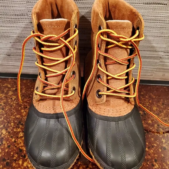 Sorel. Youth Cheyanne Boots