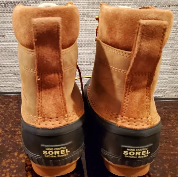 Sorel. Youth Cheyanne Boots