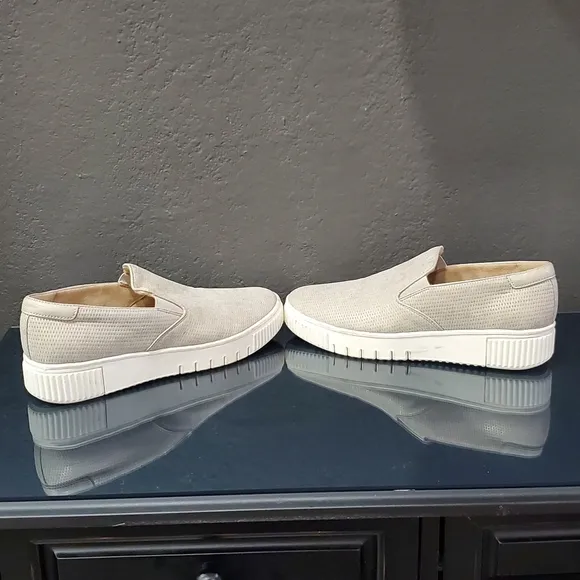 SOUL Naturalizer Women's Tia Slip-On Sneakers Beige