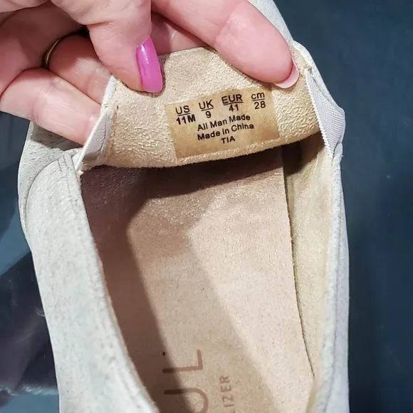 SOUL Naturalizer Women's Tia Slip-On Sneakers Beige