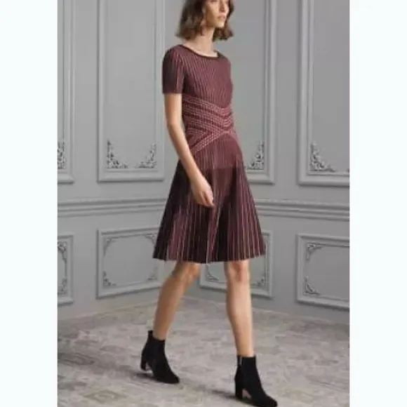 St. John Atlantis Knit Dress Fit &amp; Flair Red &amp; Black Striped Quite Luxury Preppy