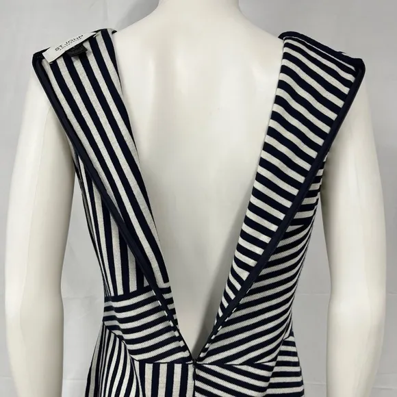 ST. JOHN COLLECTION Navy Breton Stripe Wool Knit Sleeveless Quiet Luxury Dress 8