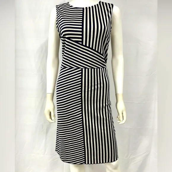 ST. JOHN COLLECTION Navy Breton Stripe Wool Knit Sleeveless Quiet Luxury Dress 8