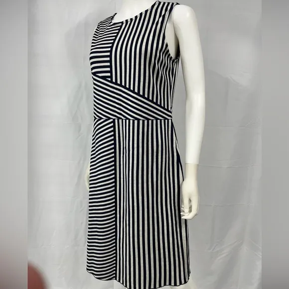ST. JOHN COLLECTION Navy Breton Stripe Wool Knit Sleeveless Quiet Luxury Dress 8