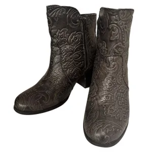 Sterling River Boots Sz 8M Gray Tooled Festival Leather Zip Ankle Western Boho