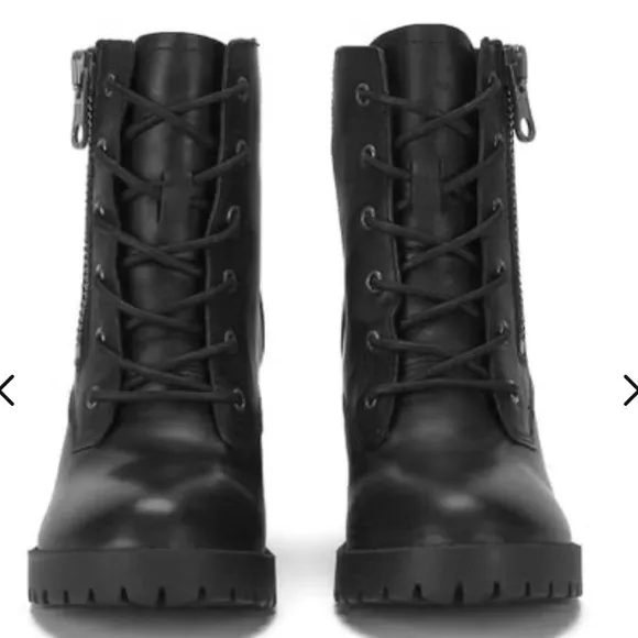 Steve Madden Women's NYDIAA Zip and Lace Up Ankle Boots Size 8.5 NWOT