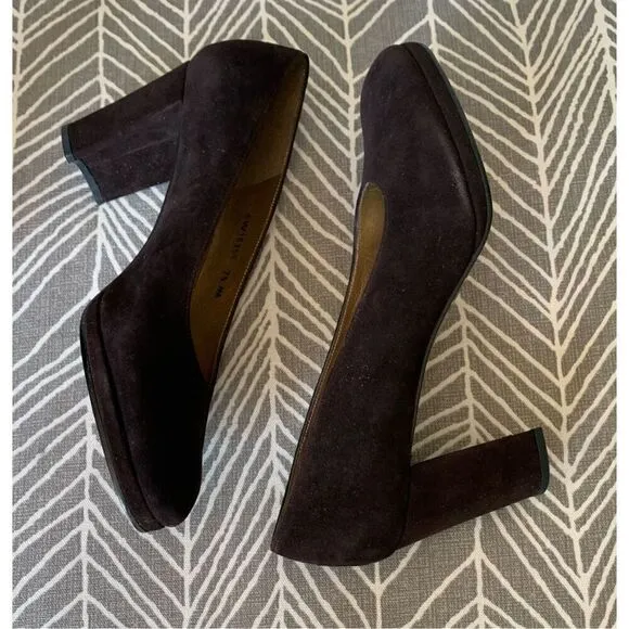 STUART WEITZMAN Brown Suede Tower Pump Heels Shoes size 7.5 AAA NARROW