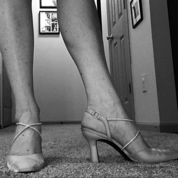 Stuart Weitzman Dressy Champagne Heels
