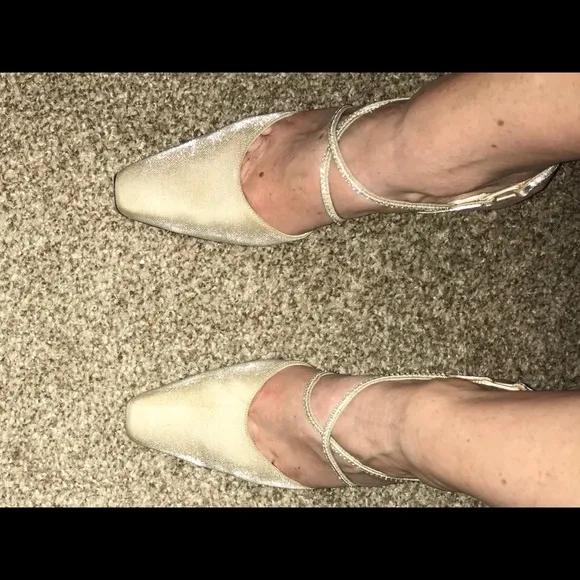 Stuart Weitzman Dressy Champagne Heels