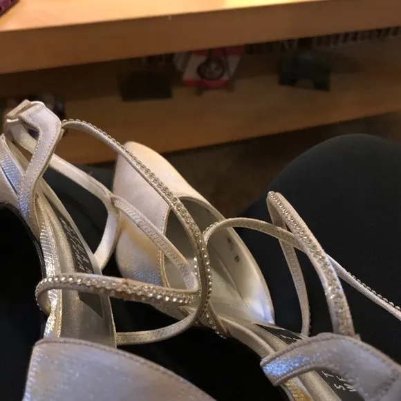 Stuart Weitzman Dressy Champagne Heels