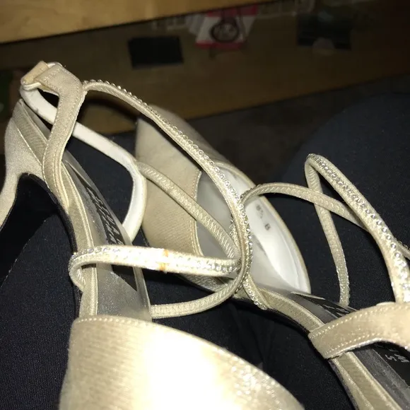 Stuart Weitzman Dressy Champagne Heels