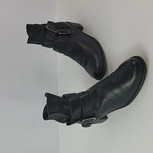 Stuart Weitzman Strap Duo Black Leather Women's Ankle boots