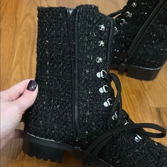 Stuart Weitzman Stylish Black Tweed Ankle Boots