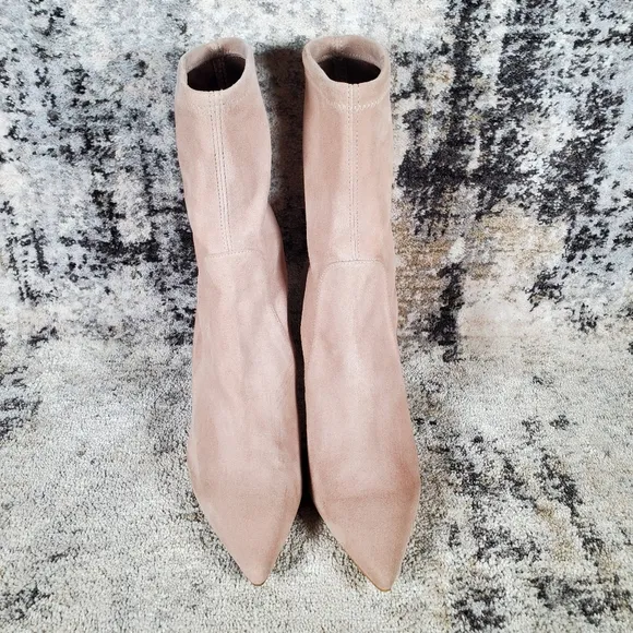 Stuart Weitzman Women's Wren 75 Bootie Stretch Suede Beige Pointed Toe Size 7.5